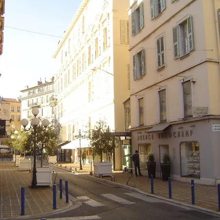 Studio Longchamp Apartman